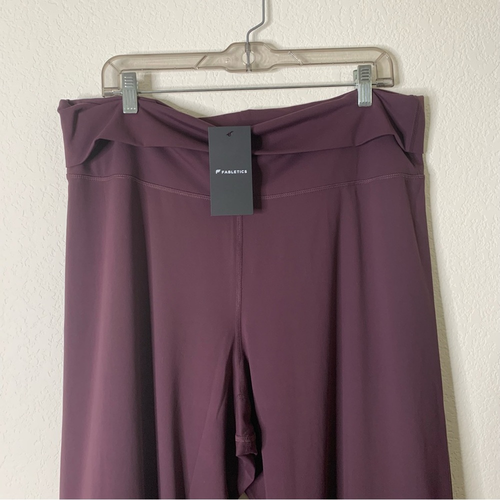Fabletics womens lot of 2 fold over straight leg pants 1X NWT - Picture 10 of 13